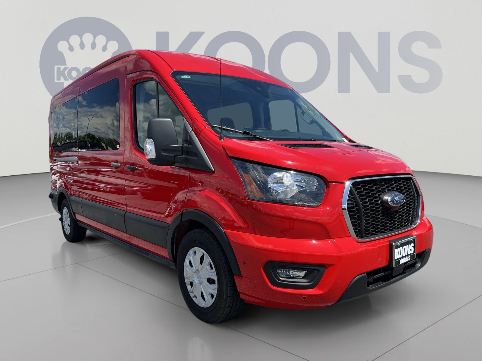 Used 2024 Ford Transit 350 XLT RWD image 10
