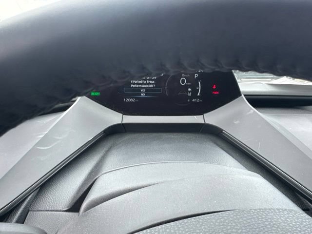 Used 2025 Toyota Prius LE FWD image 13