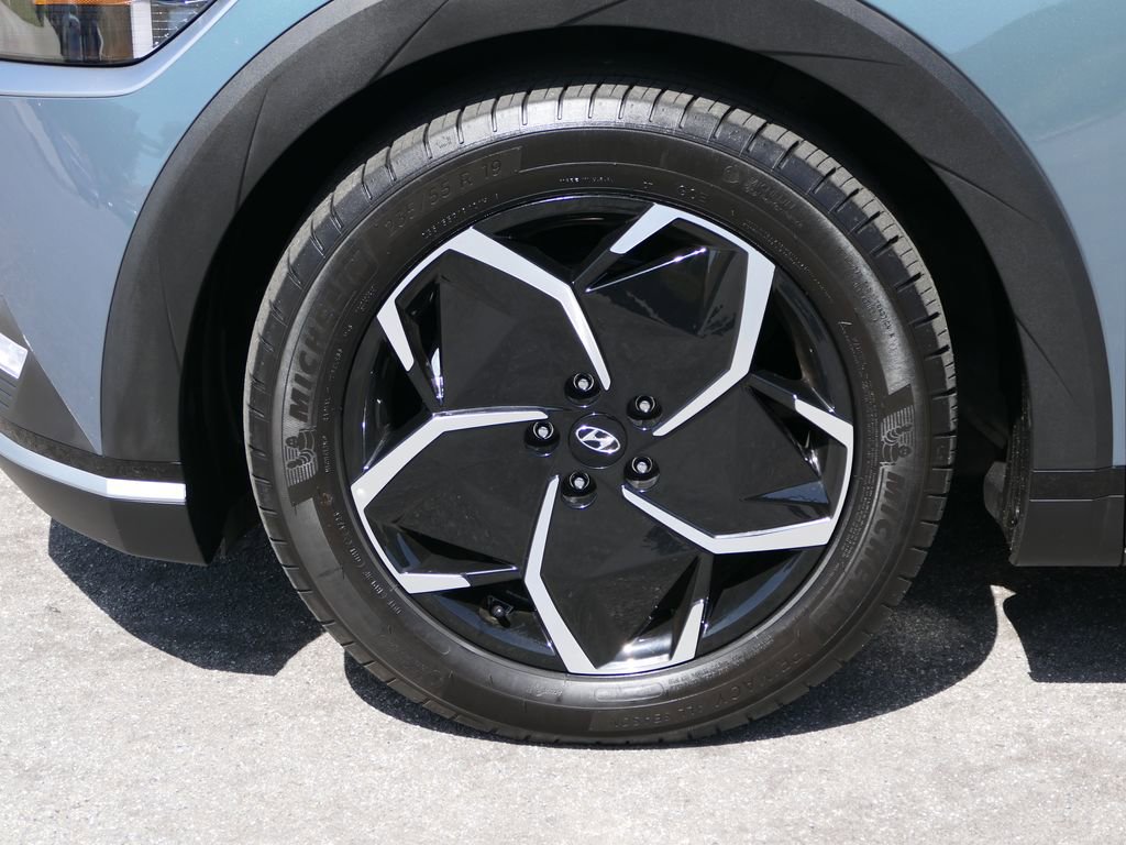 Certified 2024 Hyundai Ioniq 5 SEL image 10