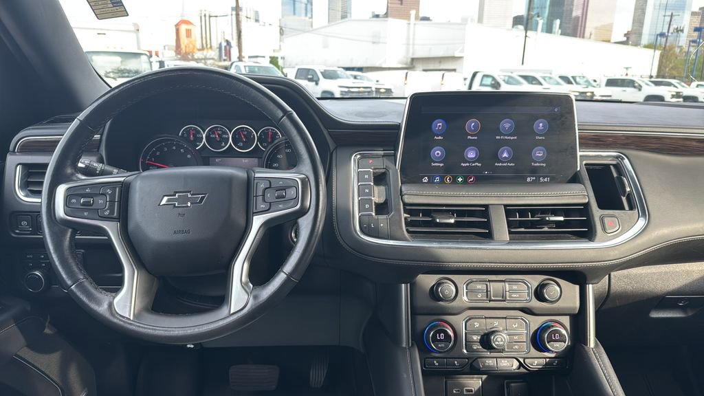 Used 2021 Chevrolet Tahoe Z71 w/ Luxury Package image 9