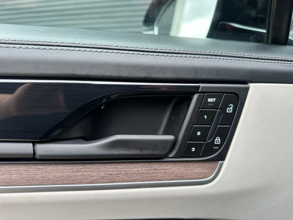 Certified 2025 Porsche Cayenne S image 20