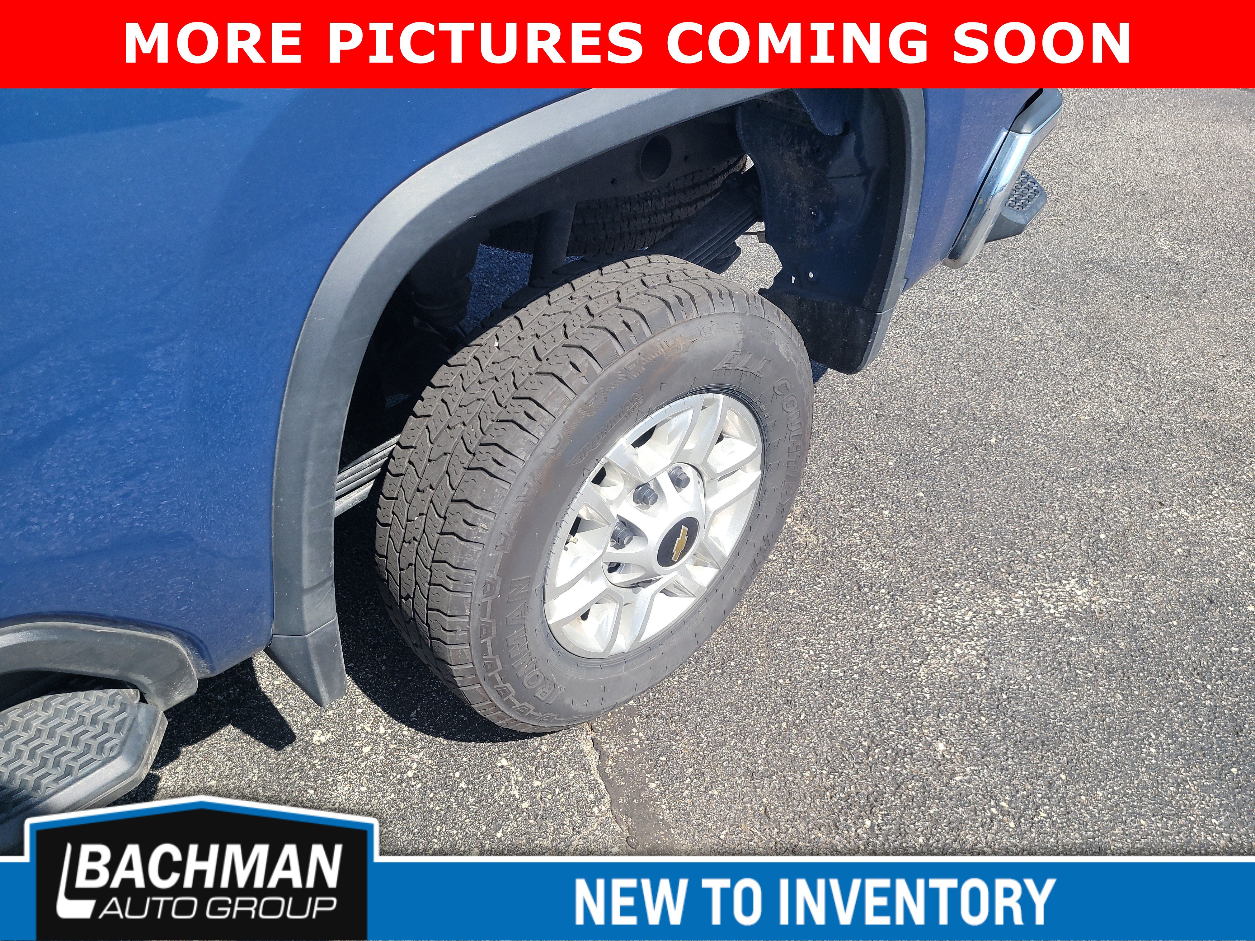 Used 2025 Chevrolet Silverado 2500 LT w/ Convenience Package AWD/4WD image 9