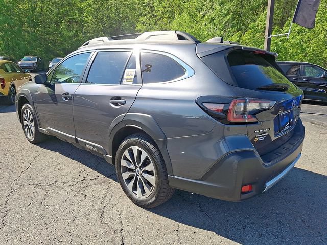 Used 2024 Subaru Outback Limited AWD/4WD image 4