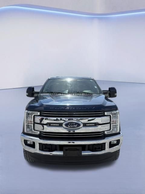 Used 2018 Ford F350 Lariat w/ Lariat Value Package image 3