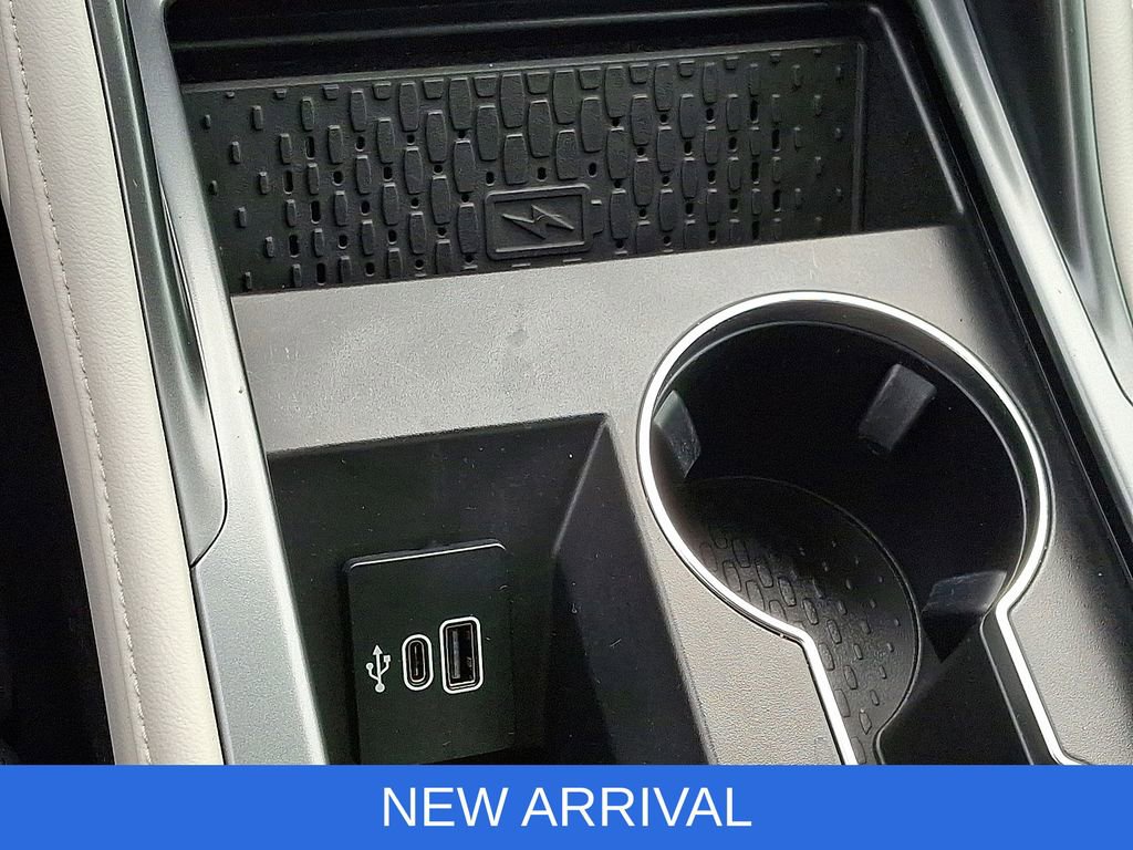 Used 2025 Lincoln Nautilus Reserve image 31