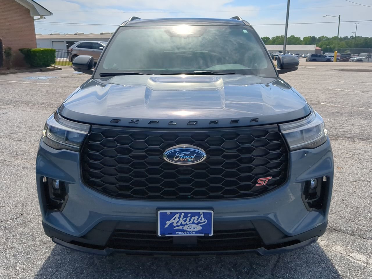 Used 2025 Ford Explorer ST AWD/4WD image 7