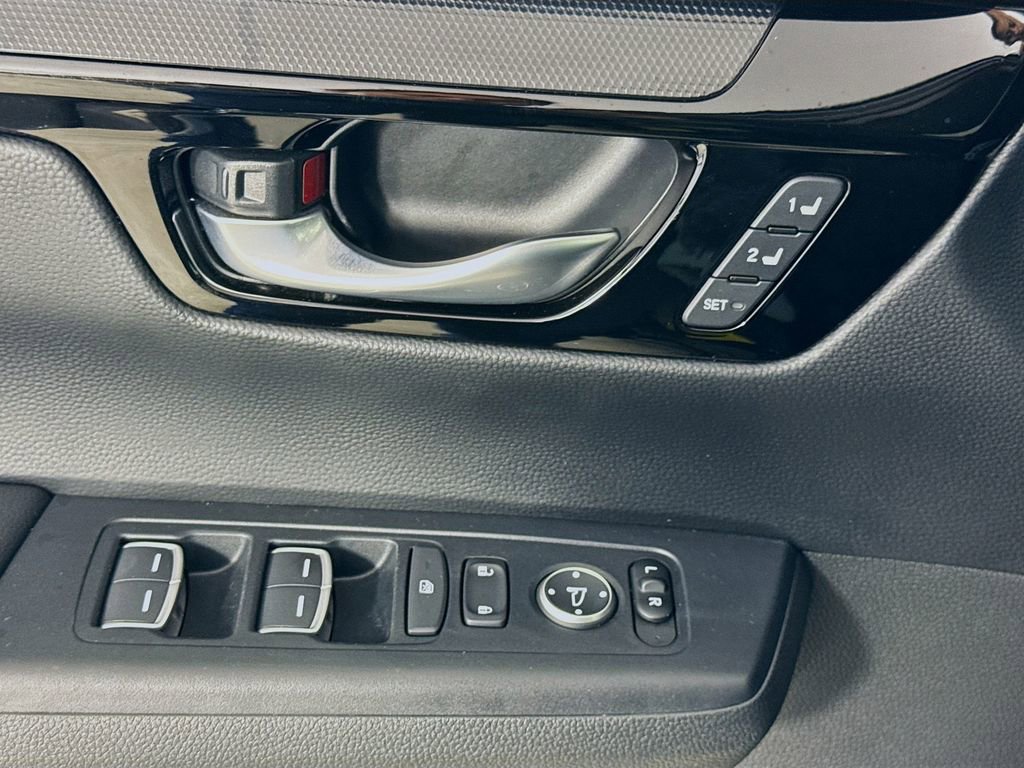 Used 2023 Honda CR-V EX-L image 24