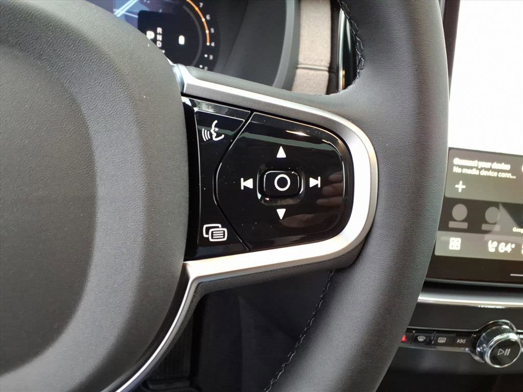 New 2026 Volvo XC90 B5 Core image 22