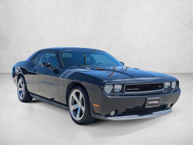 Used 2013 Dodge Challenger R/T w/ Sound Group II RWD image 3