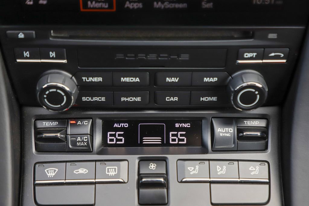 Used 2019 Porsche 911 Speedster image 34