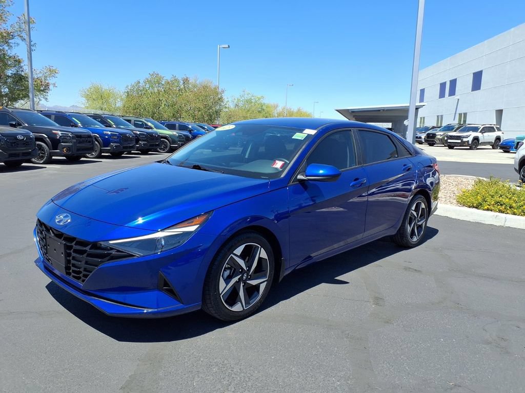 Used 2023 Hyundai Elantra SEL w/ Convenience Package FWD image 7