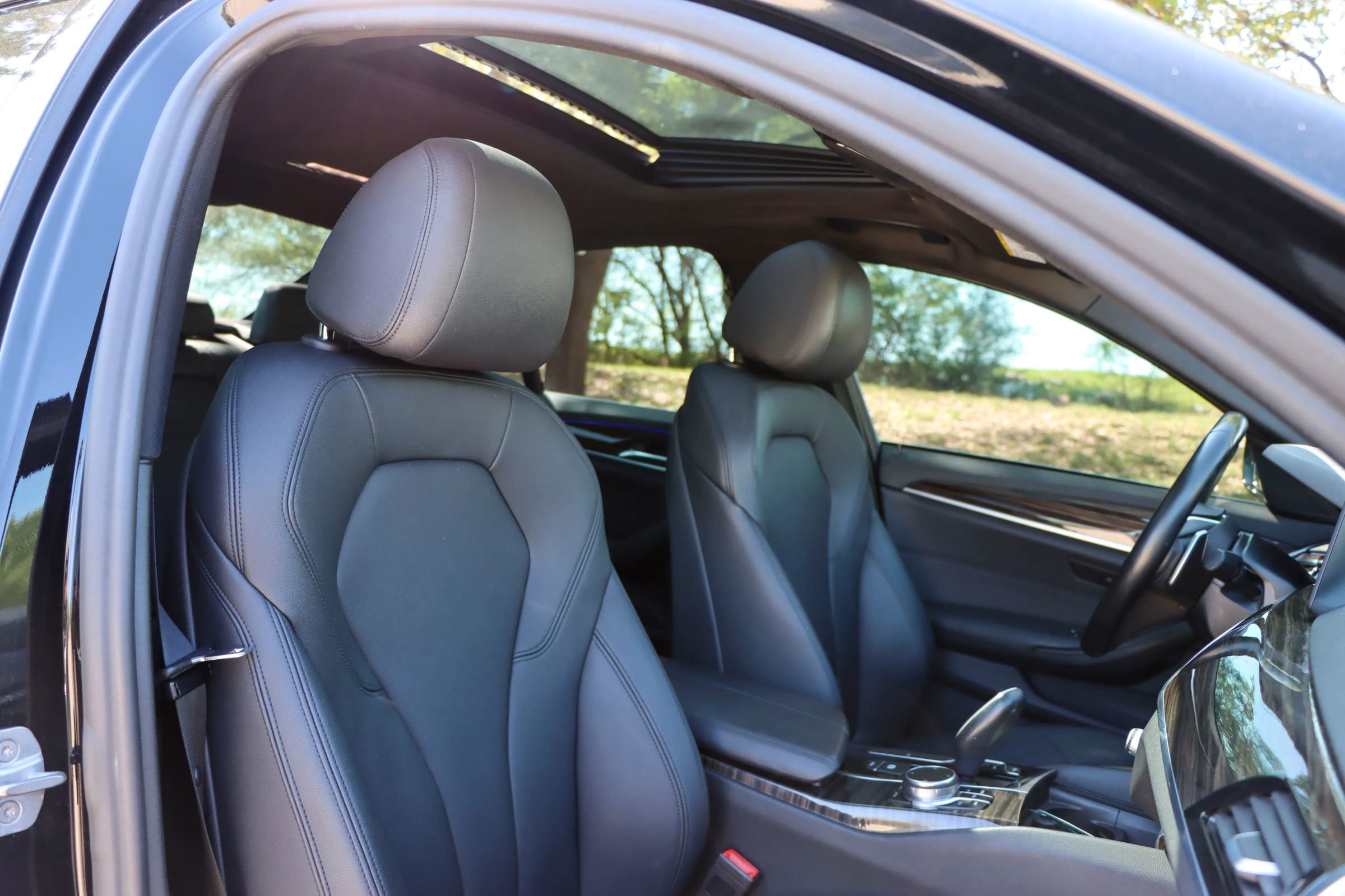 Used 2018 BMW 530e image 21