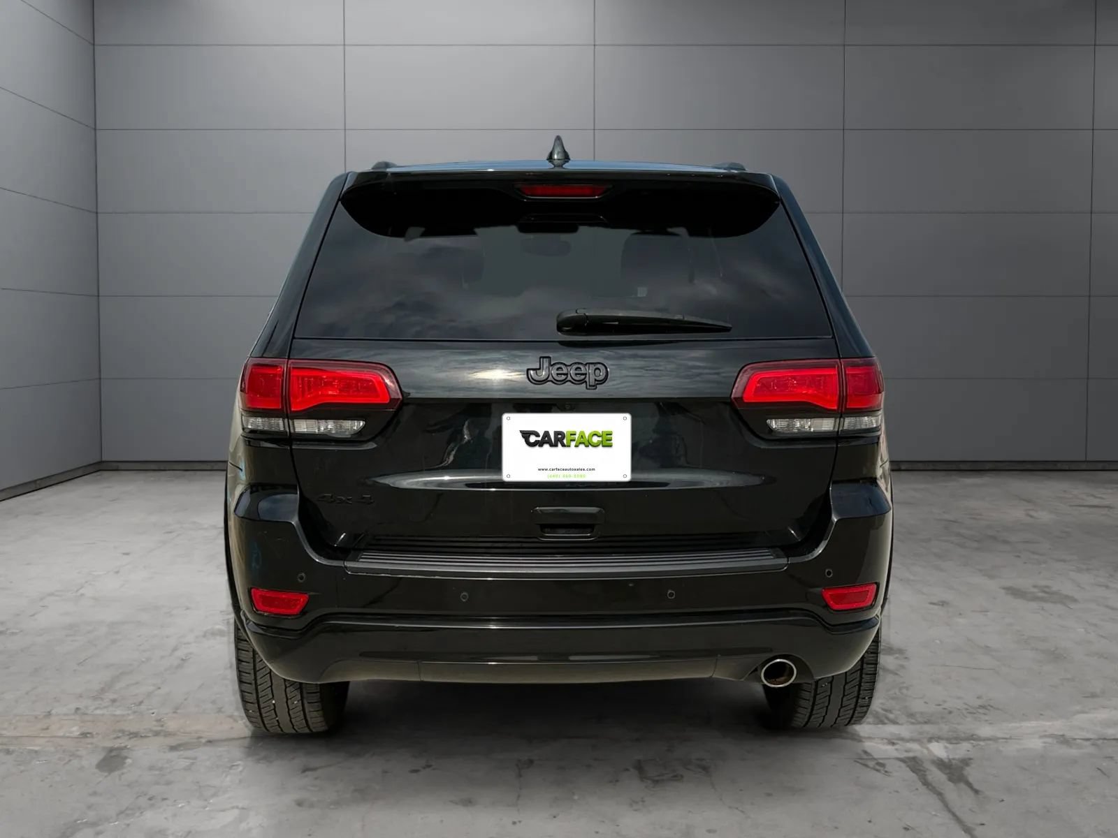 Used 2019 Jeep Grand Cherokee Altitude AWD/4WD image 10