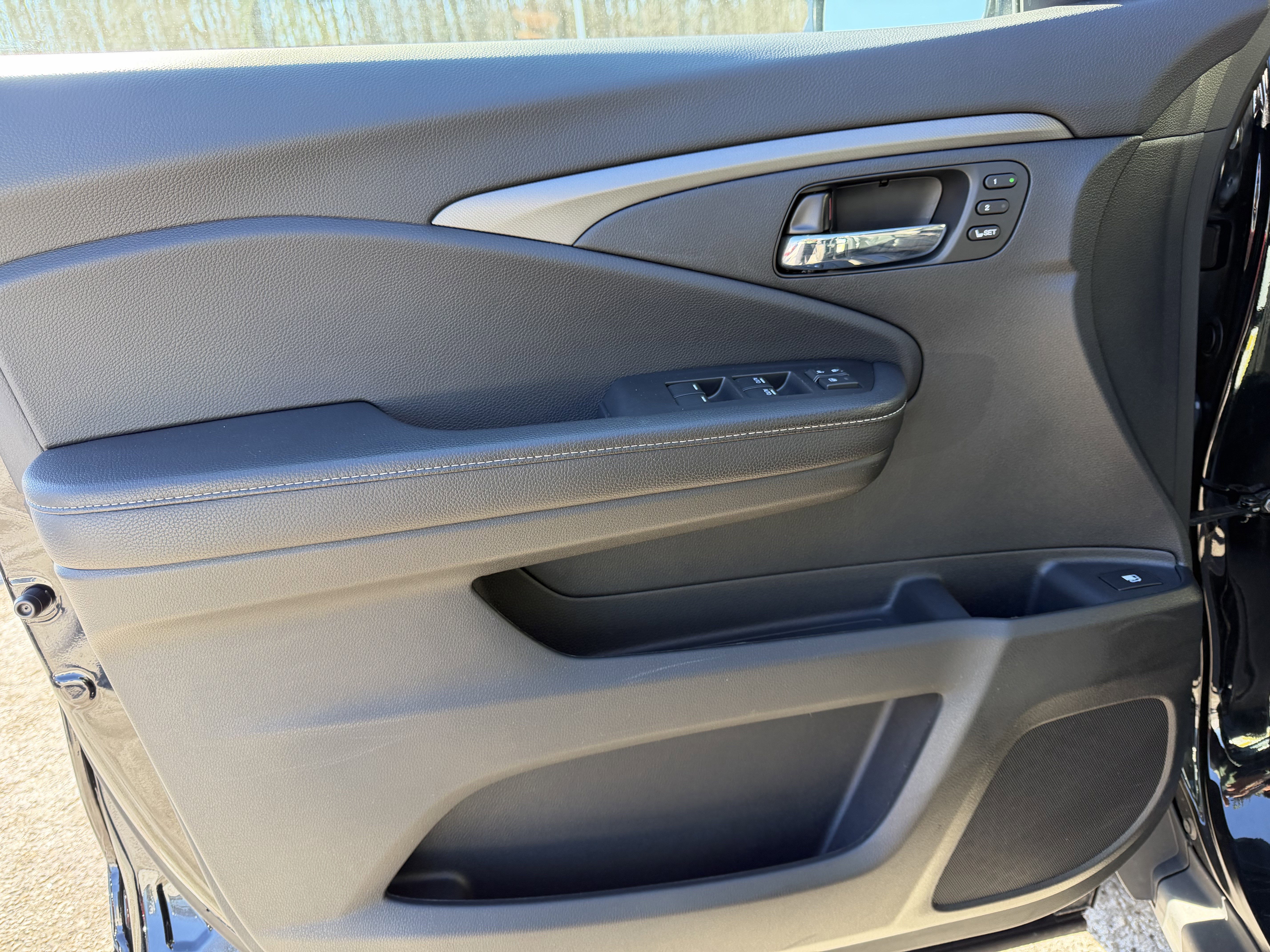 Certified 2024 Honda Ridgeline RTL+ image 12