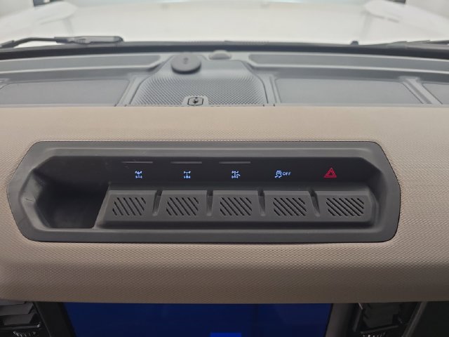 Certified 2024 Ford Bronco Wildtrak AWD/4WD image 25