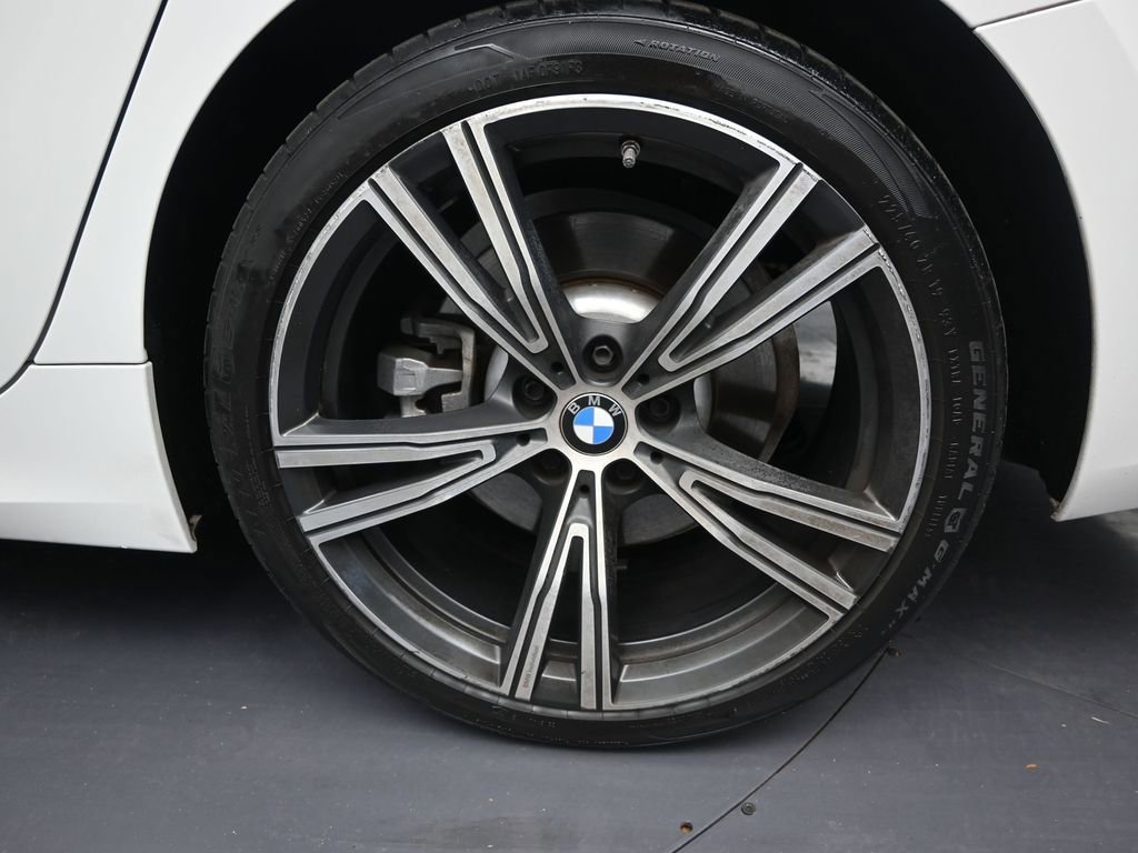 Used 2021 BMW 330i Sedan w/ Convenience Package image 10