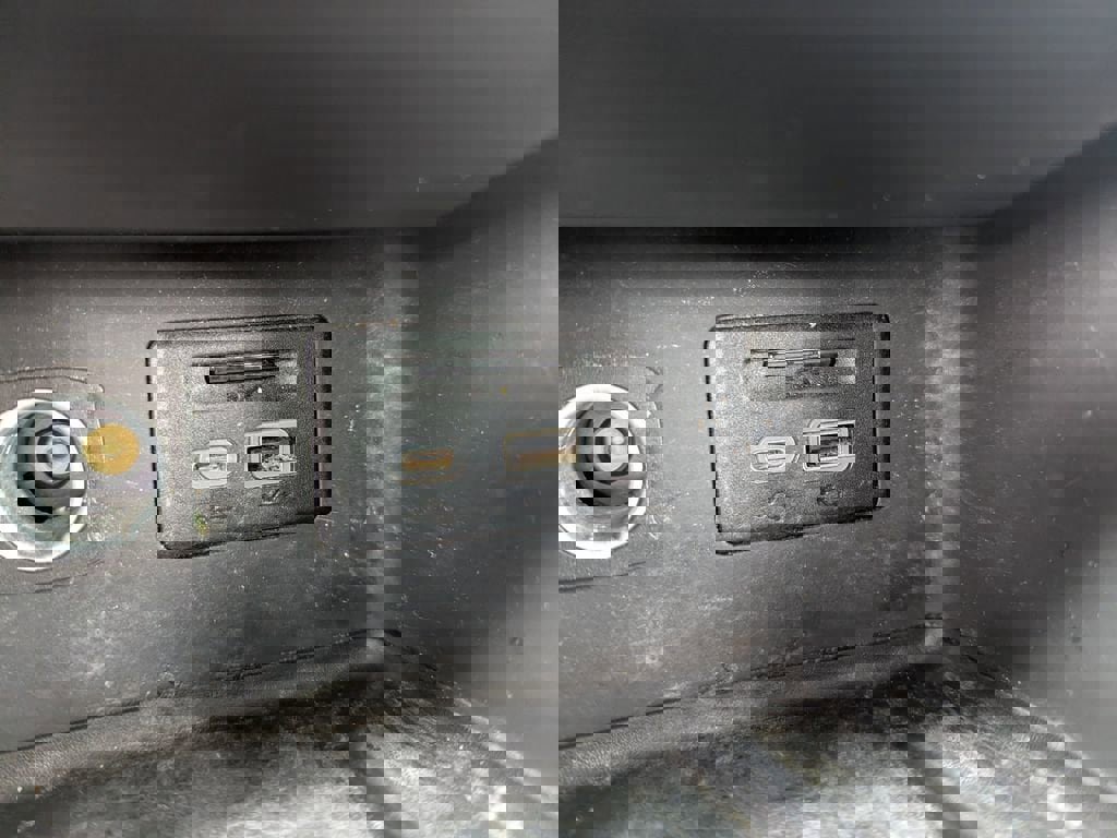 Certified 2023 GMC Acadia Denali w/ Denali Ultimate Package image 24