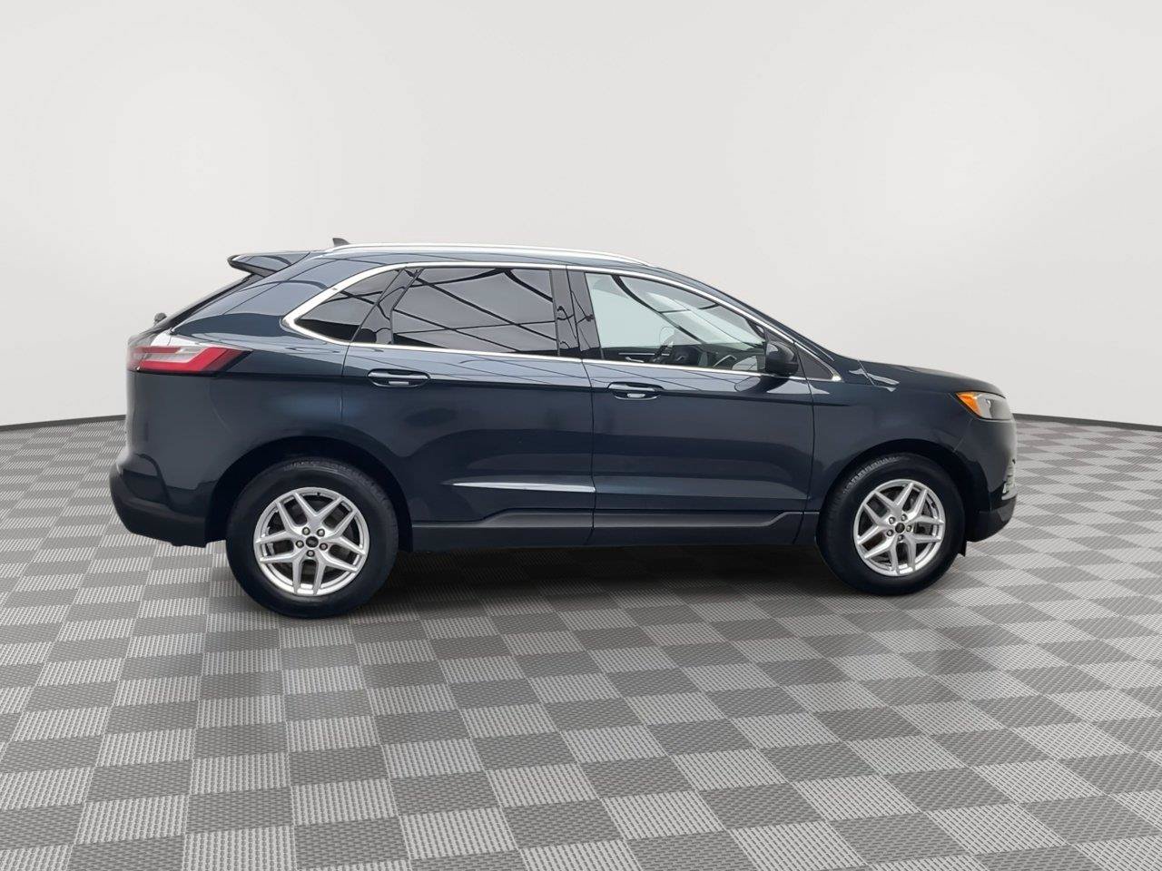 Used 2023 Ford Edge SEL w/ Convenience Package AWD/4WD image 40