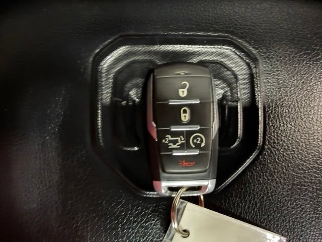 Used 2022 RAM 1500 Laramie AWD/4WD image 47