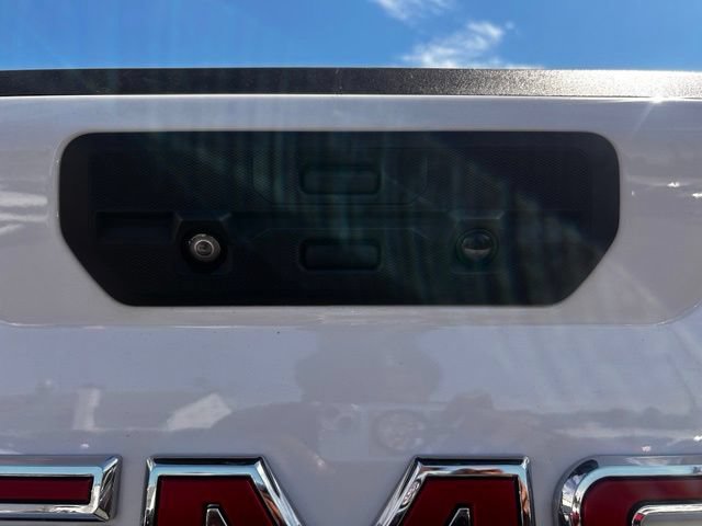 Used 2019 GMC Sierra 1500 SLT w/ SLT Premium Package AWD/4WD image 9