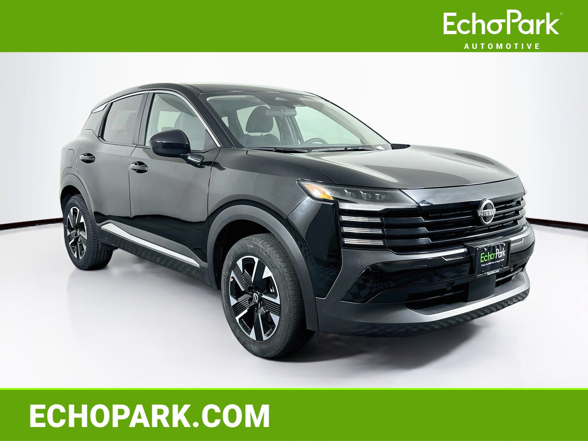 Used 2025 Nissan Kicks SV