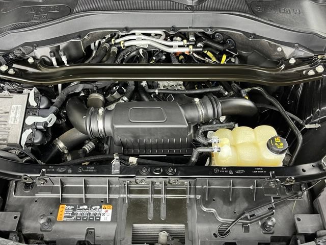 Used 2022 Ford Explorer ST w/ ST Street Pack AWD/4WD image 8