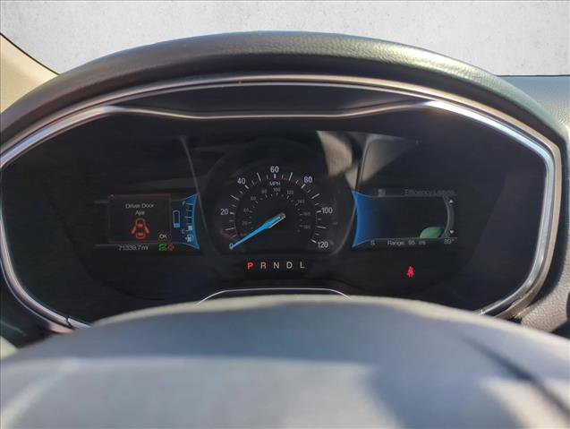 Used 2018 Ford Fusion SE FWD image 9