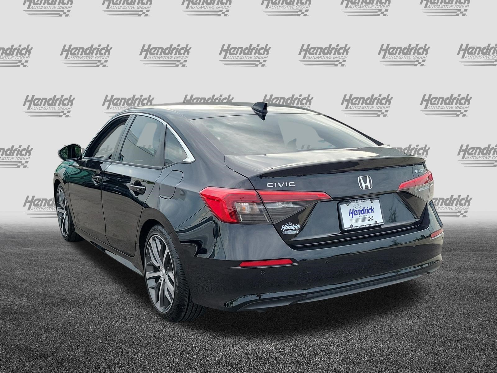 Used 2024 Honda Civic Touring image 5