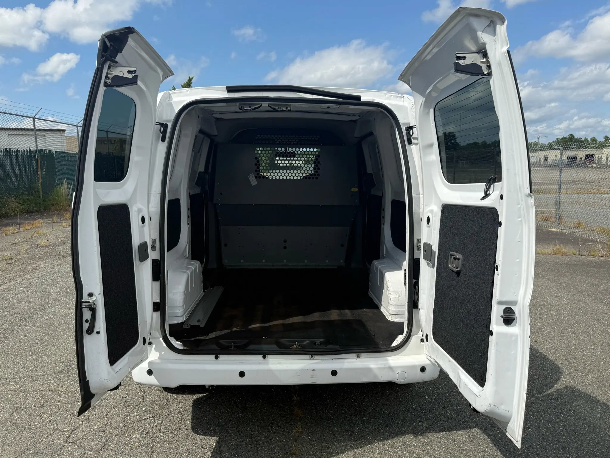 Used 2018 Nissan NV200 SV w/ Navigation Package image 46