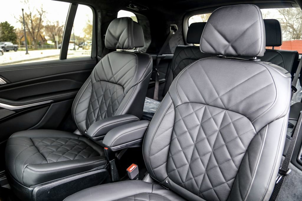 New 2026 BMW X7 xDrive40i w/ M Sport Package image 25