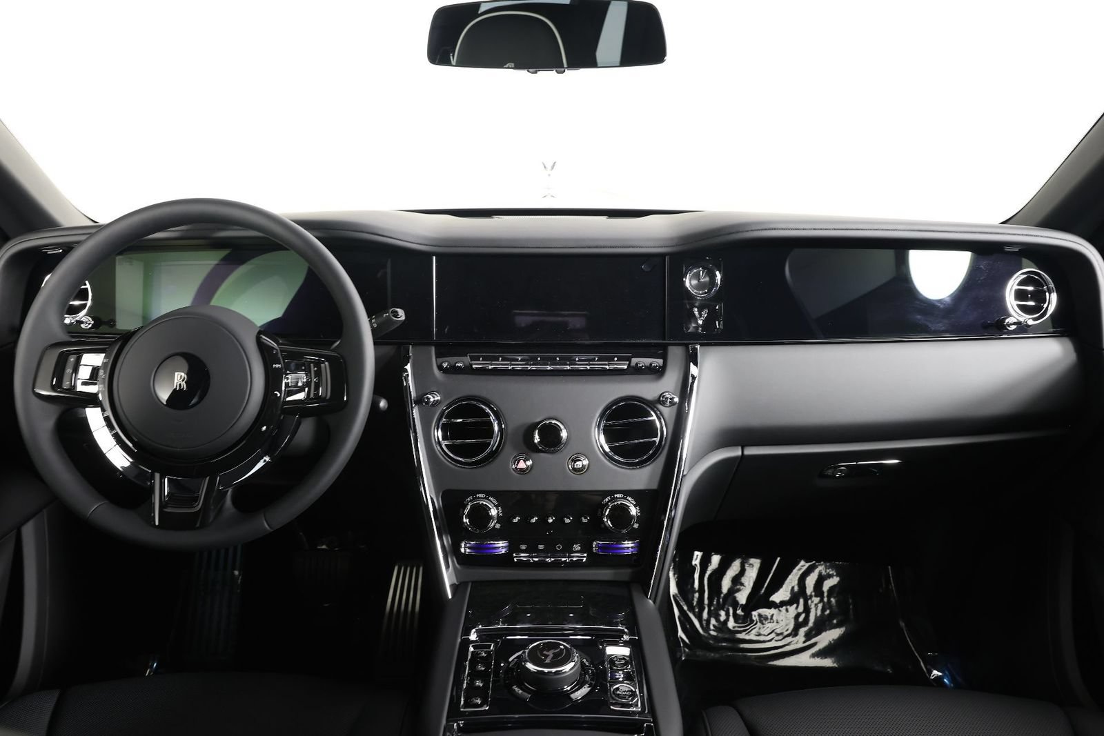 New 2026 Rolls-Royce Cullinan AWD/4WD image 11