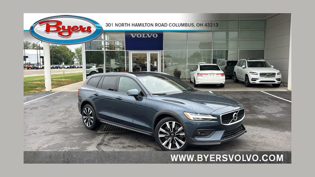 Used 2022 Volvo V60 T5 Cross Country