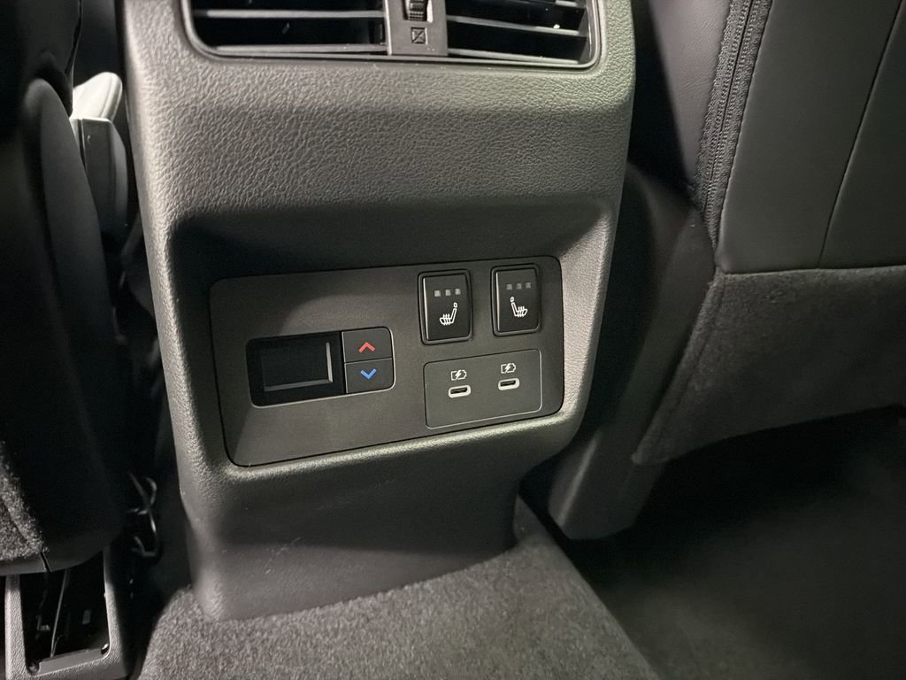 New 2026 Nissan Rogue Platinum w/ Platinum Premium Package AWD/4WD image 19