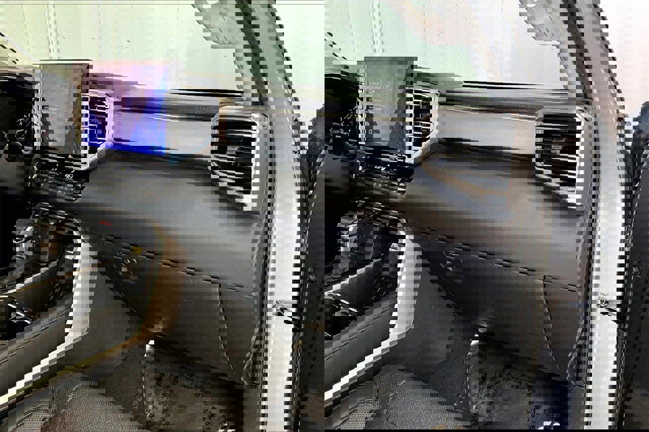 Used 2023 Toyota Tundra Limited image 16