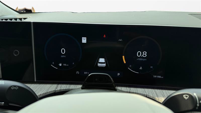 Used 2024 Hyundai Santa Fe Calligraphy FWD image 14