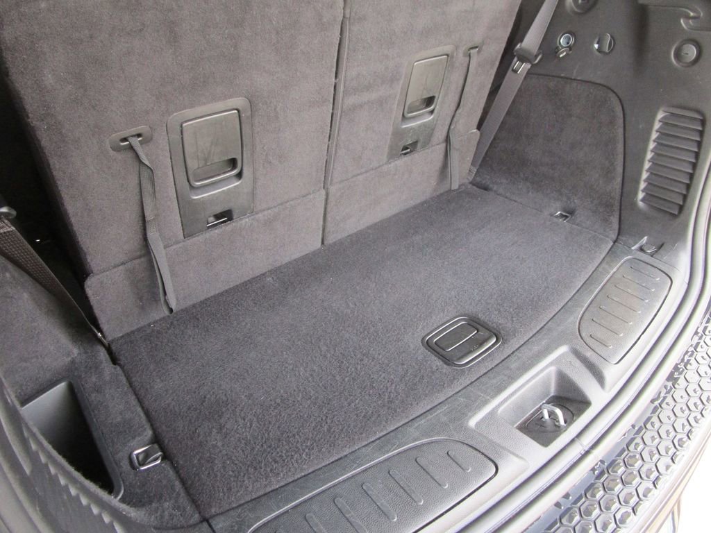 Used 2024 Dodge Durango GT image 16