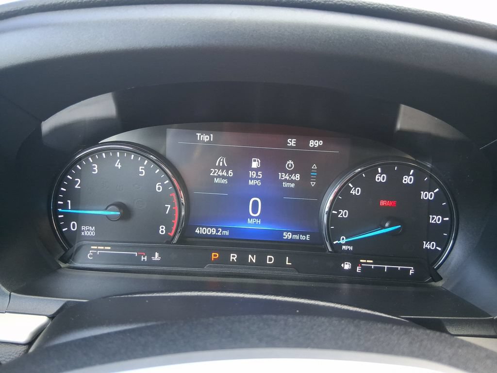 Used 2023 Ford Explorer XLT w/ Equipment Group 202A RWD image 15