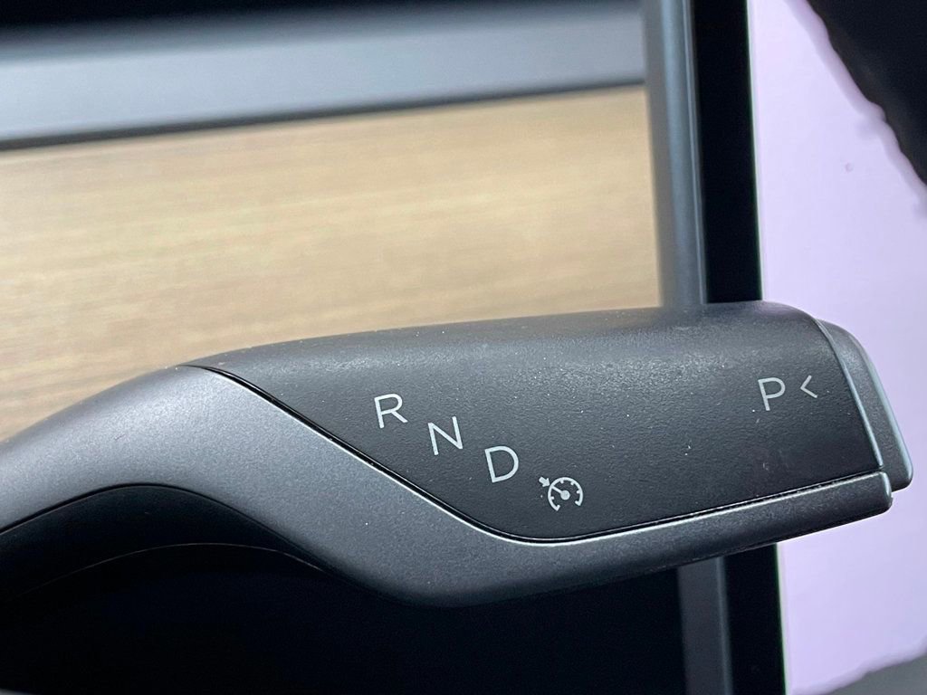 Used 2023 Tesla Model Y Long Range image 25