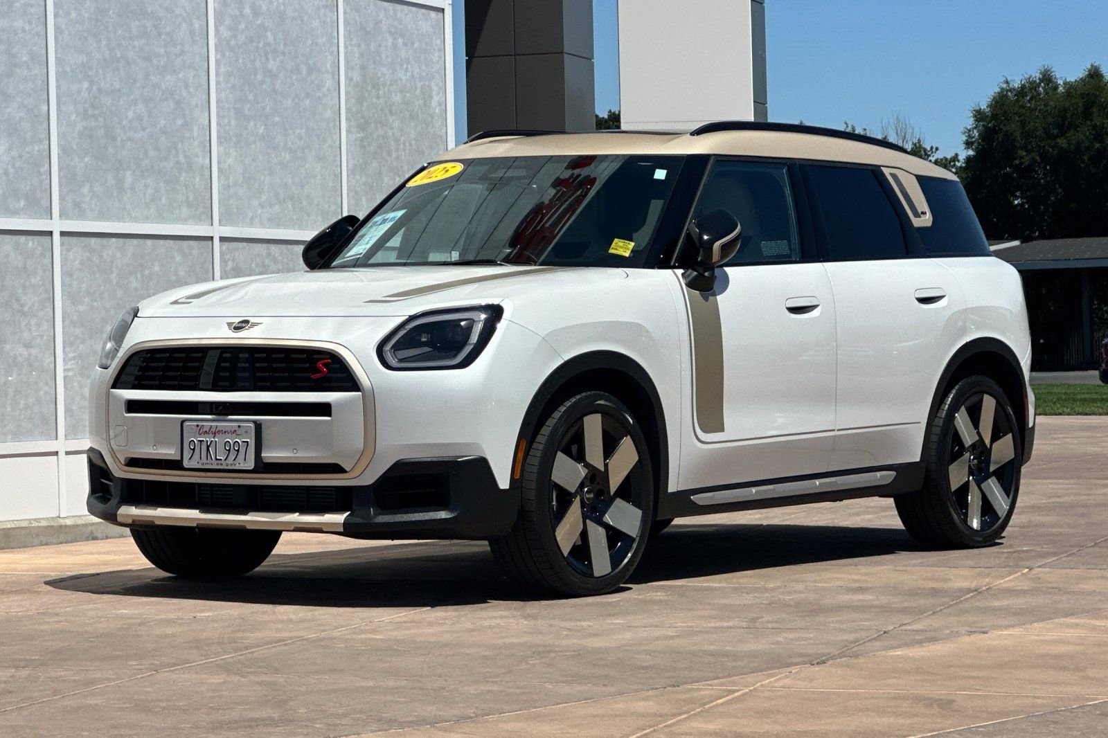 Used 2025 MINI Cooper Countryman S w/ Comfort Package Max AWD/4WD image 8