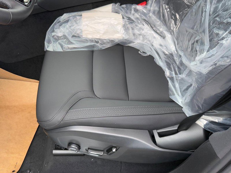 New 2026 Volvo XC90 B6 Plus w/ Protection Package Premier AWD/4WD image 10