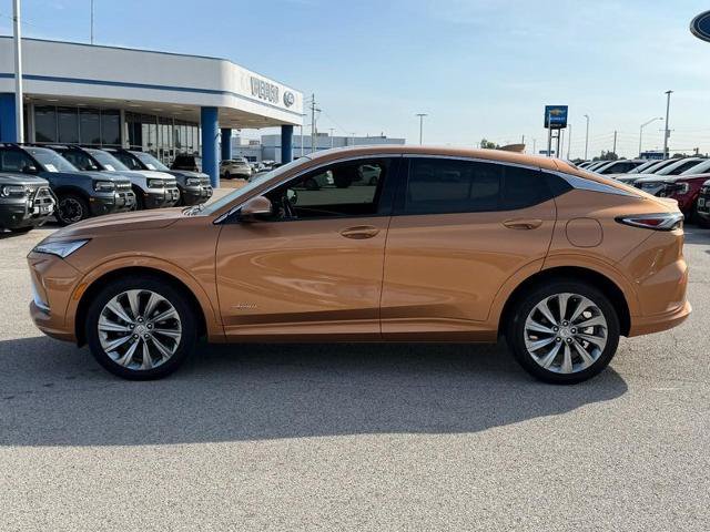 Used 2025 Buick Envista Avenir FWD image 2