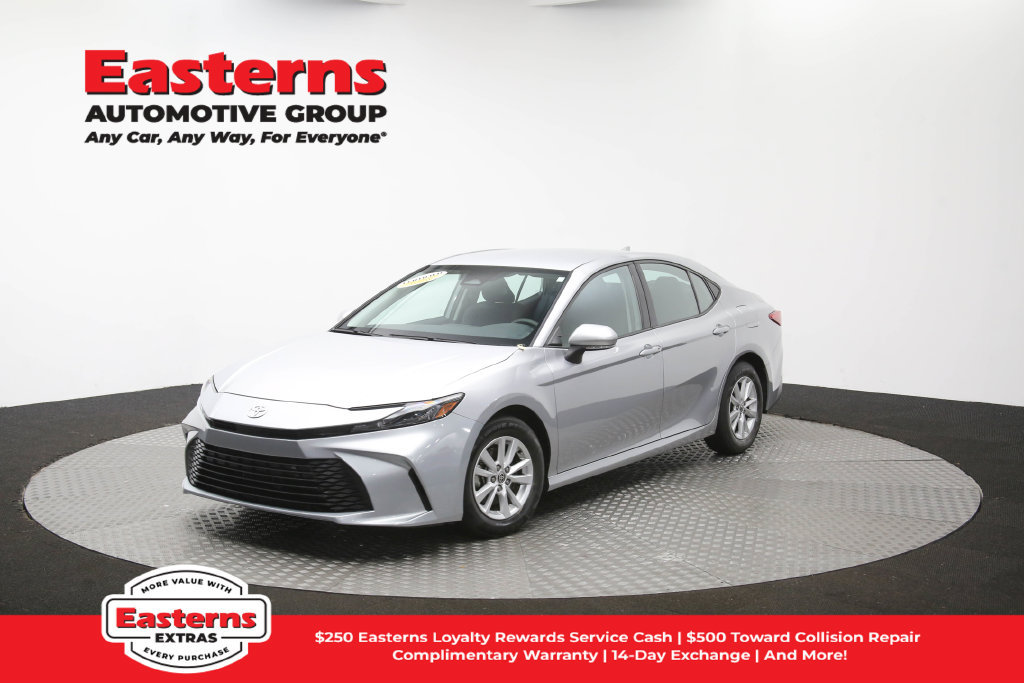 Used 2025 Toyota Camry LE FWD image 56