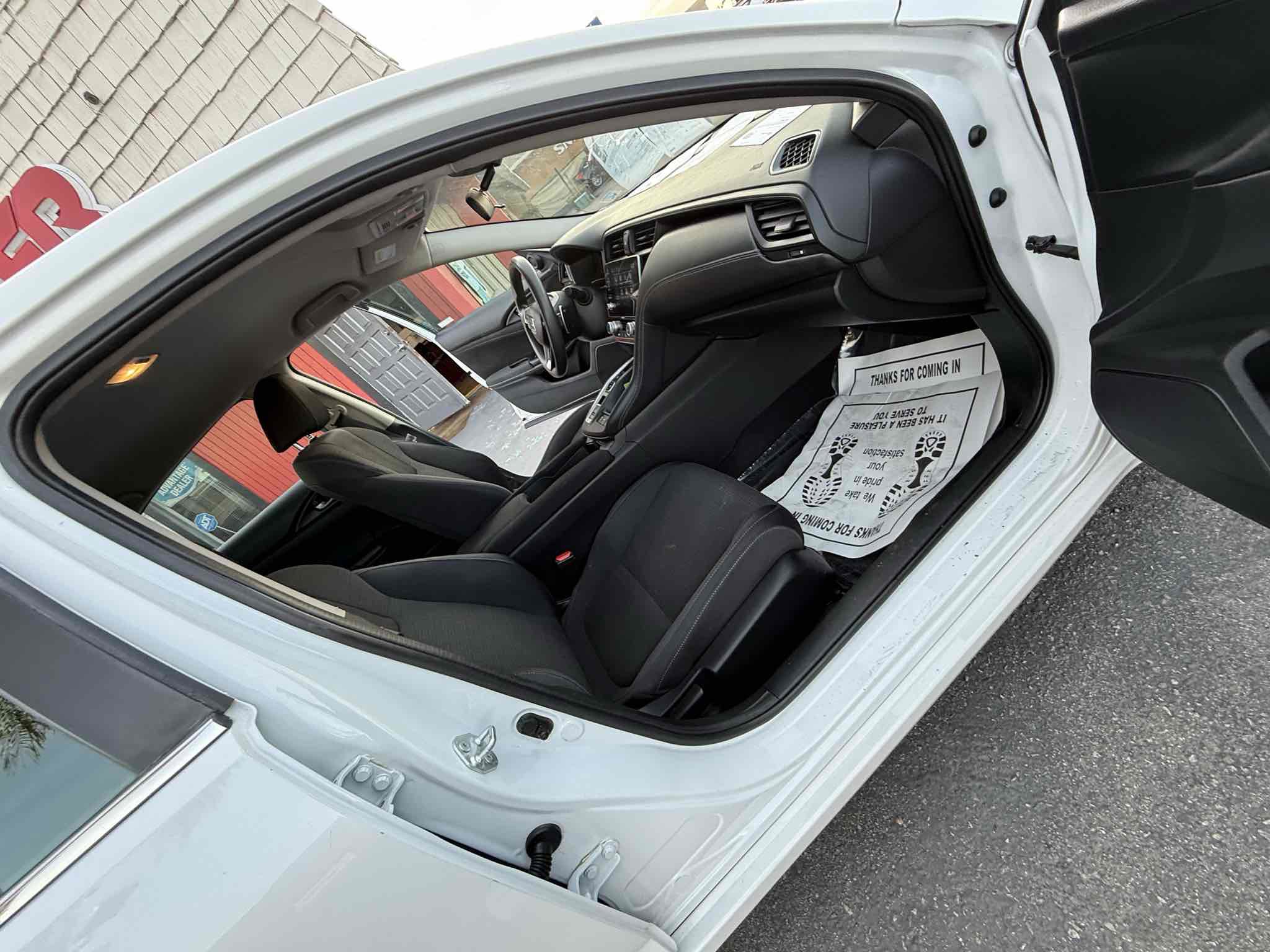 Used 2021 Honda Insight EX image 36