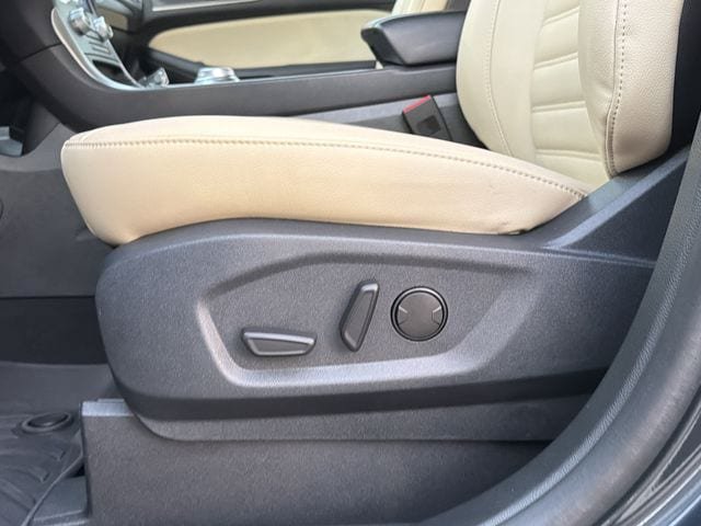 Used 2024 Ford Edge SEL w/ Convenience Package AWD/4WD image 22