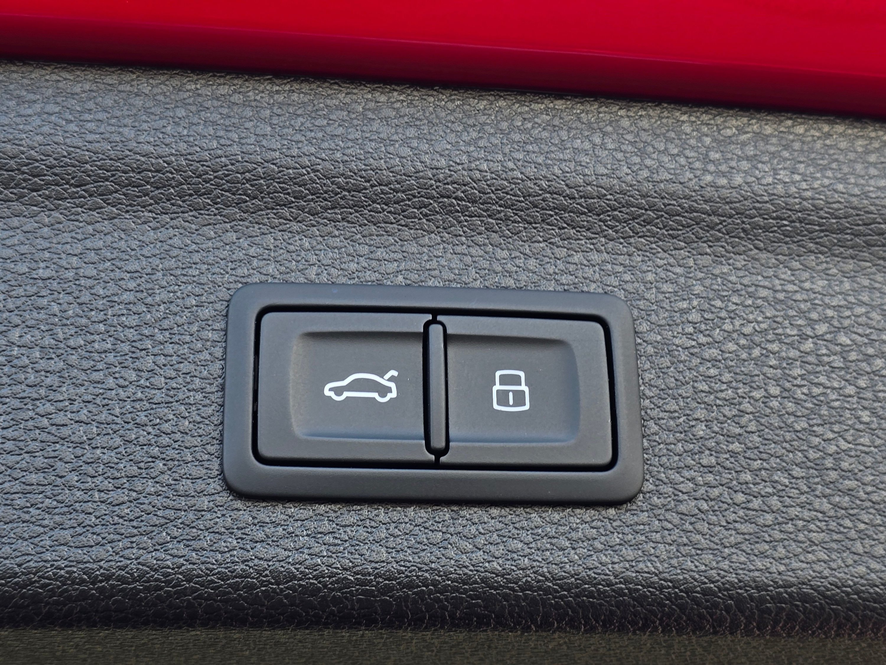 Certified 2025 Audi Q3 2.0T Premium AWD/4WD image 22