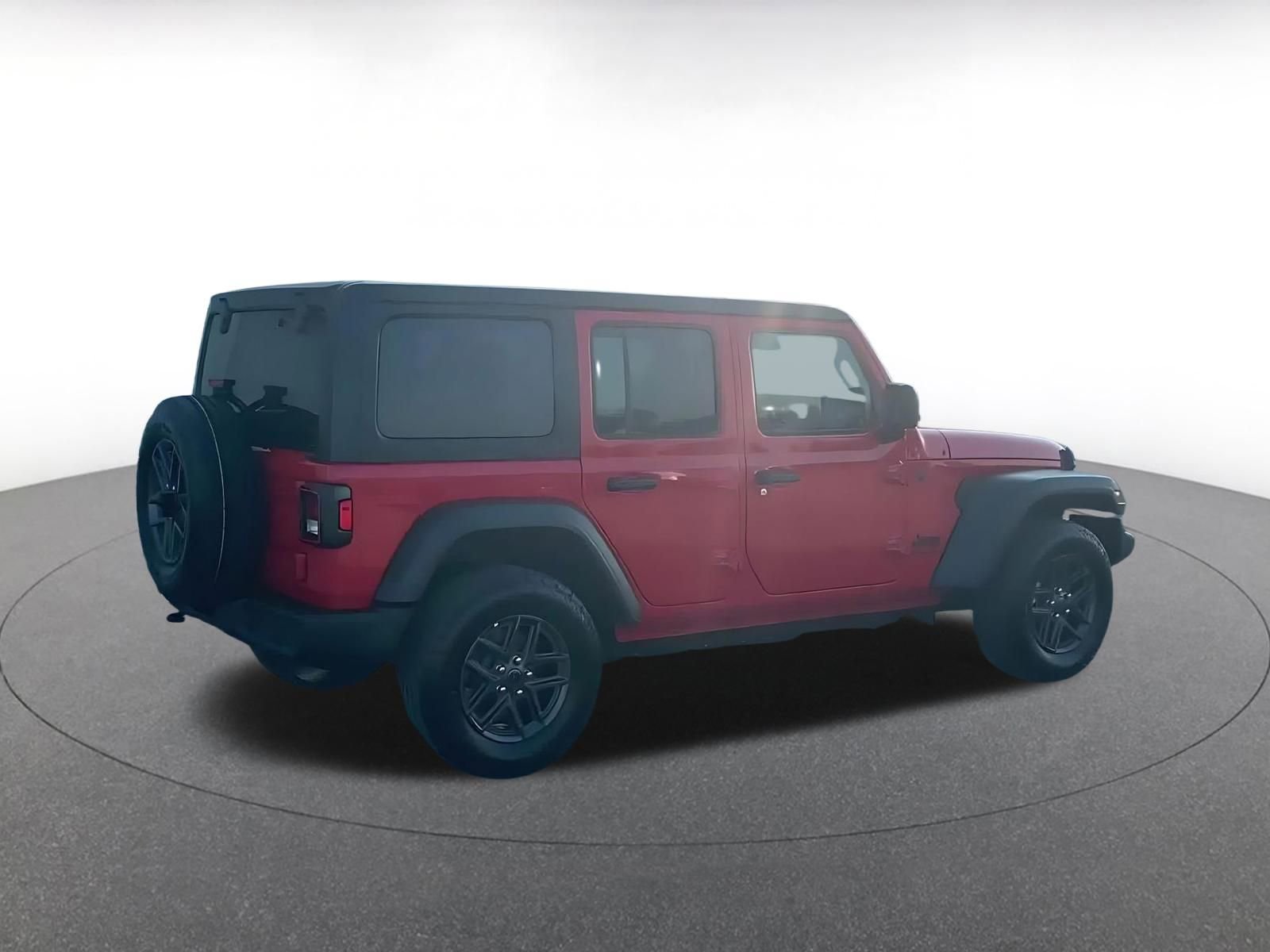 Used 2025 Jeep Wrangler Sport S image 14