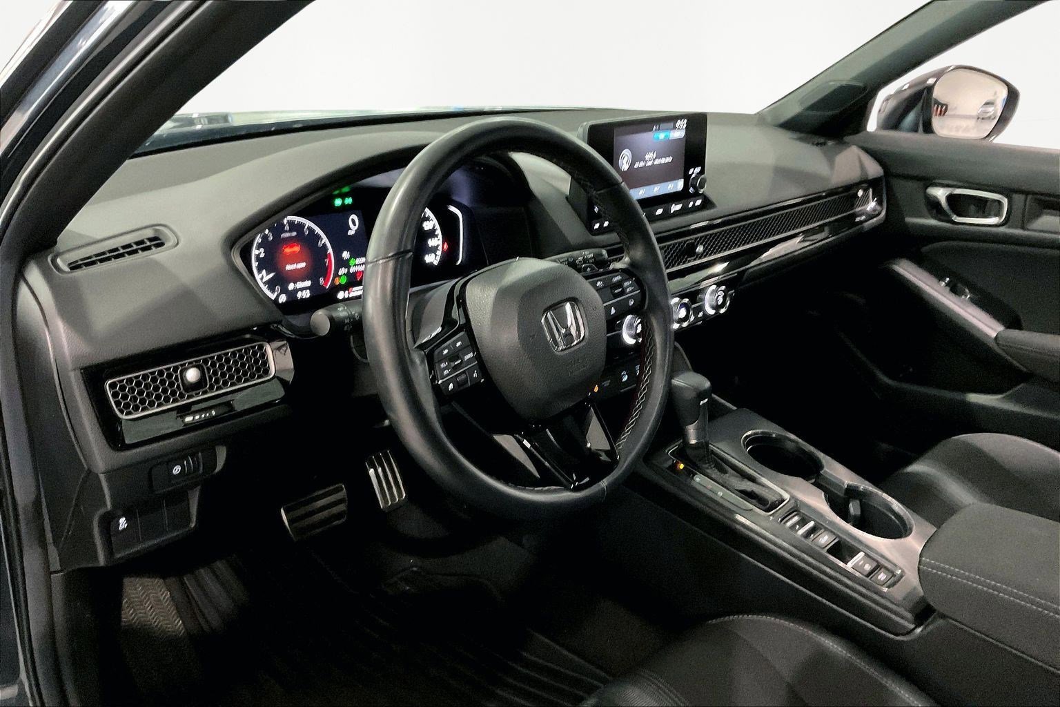 Used 2025 Honda Civic Sport image 16