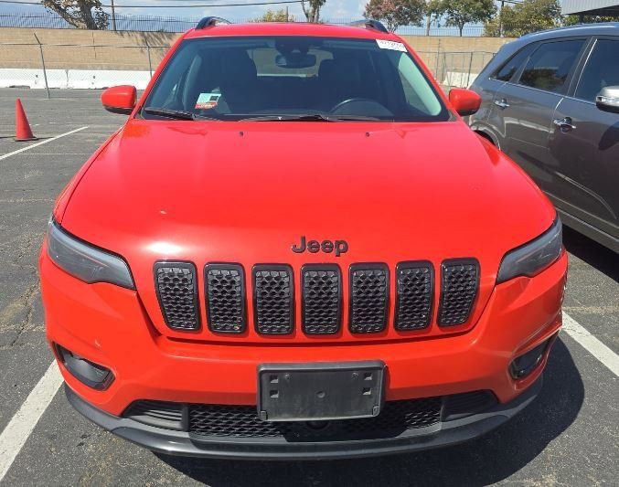 Used 2021 Jeep Cherokee Latitude Plus image 4