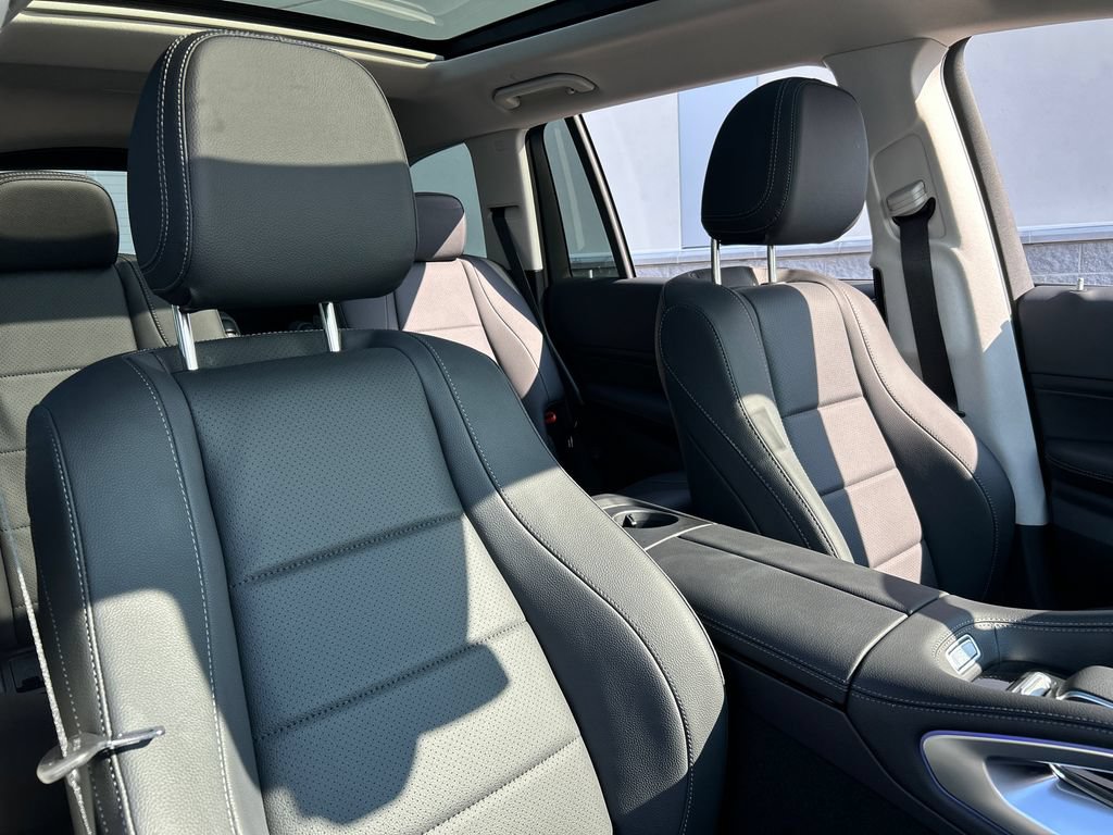 New 2026 Mercedes-Benz GLS 450 4MATIC image 29