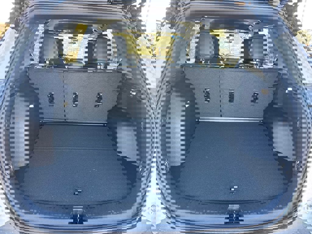 New 2026 Chevrolet Equinox LT w/ Convenience Package II image 6